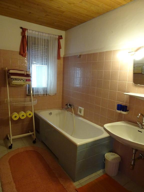 אינסברוק Ferienwohnung Traudl Singer חדר תמונה